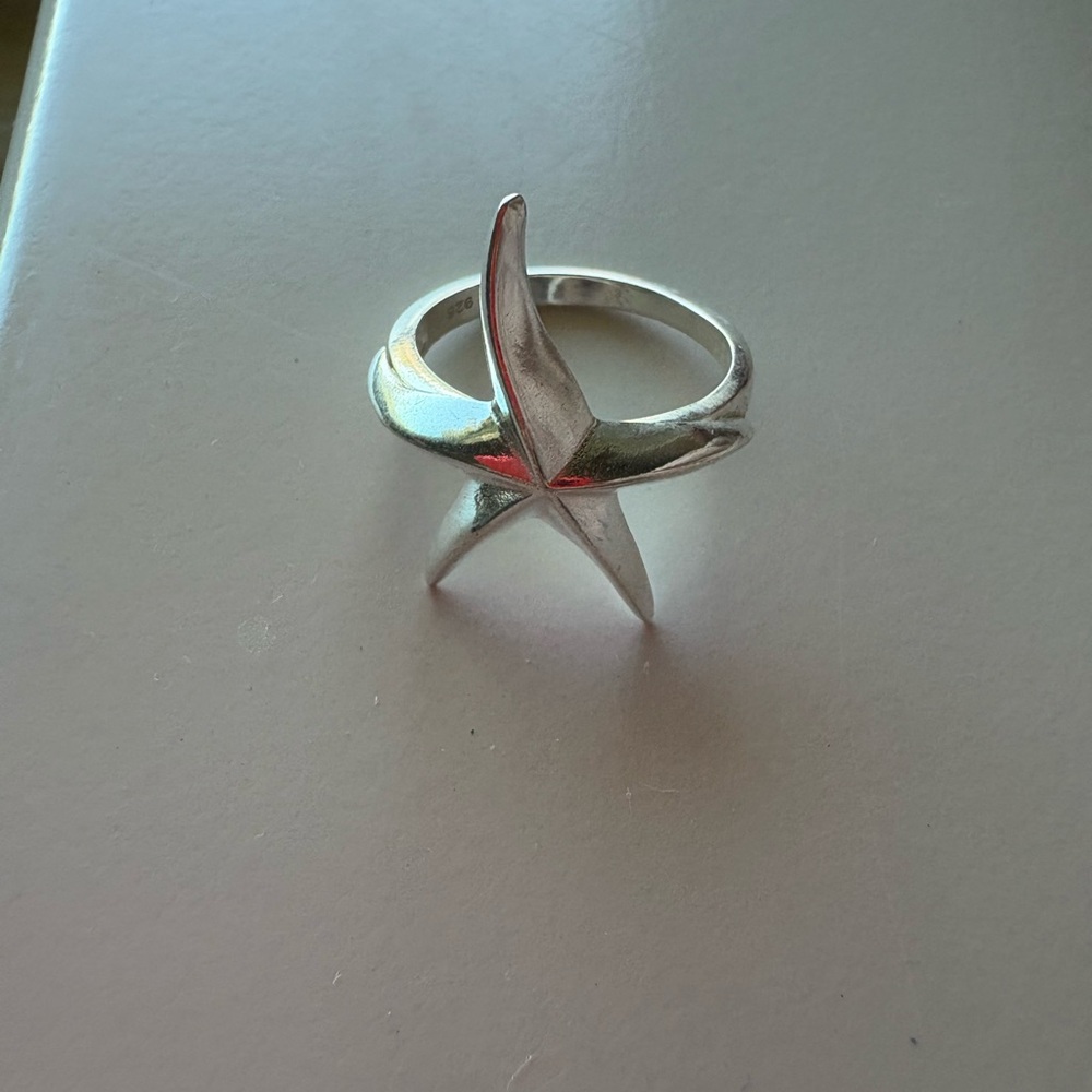 Silver starfish Ring